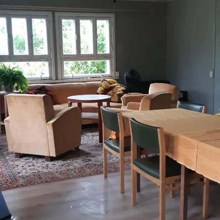 Aliise Garden Guesthause