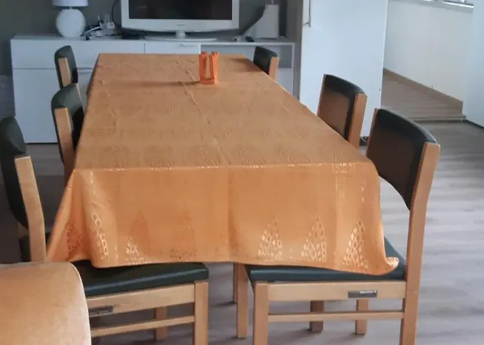 Pensjonat Aliise Garden Guesthause Parnawa